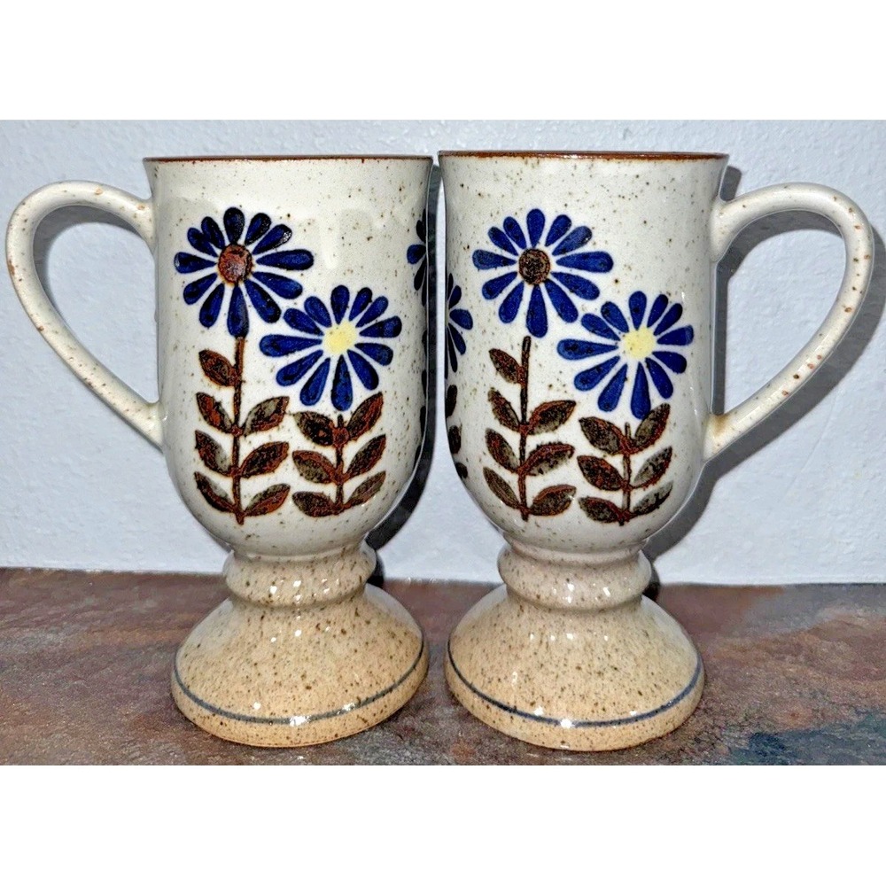 Otagiri Japan Stoneware Pedestal Coffee Mugs Blue Daisy Floral 12oz Pair